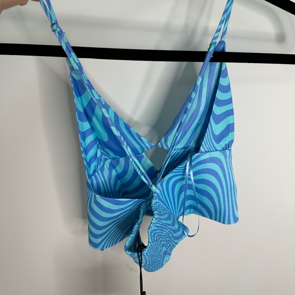 Zara Swirly Top - Picture 3 of 4